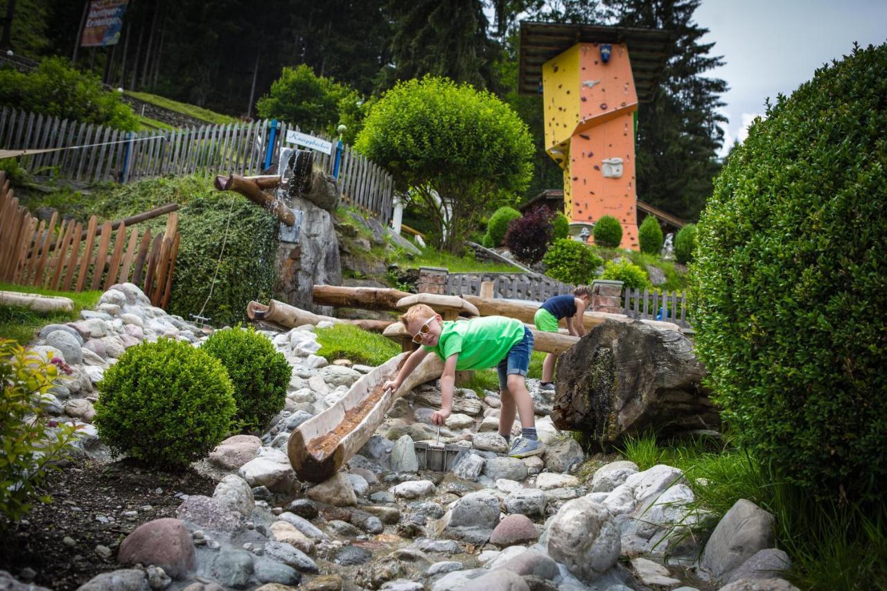 Alpin Family Resort Seetal Kaltenbach Exterior foto